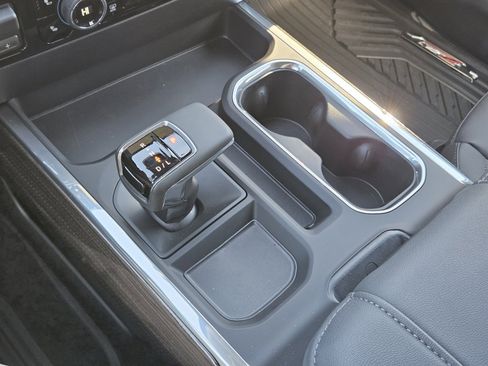 New 2026 Chevrolet Silverado 1500 RST AWD/4WD image 15