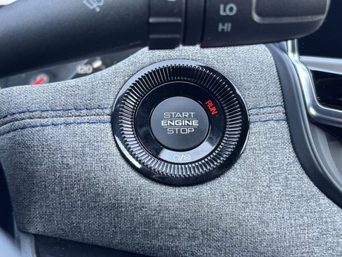 Used 2024 Jeep Compass Latitude w/ Altitude Special Edition image 18