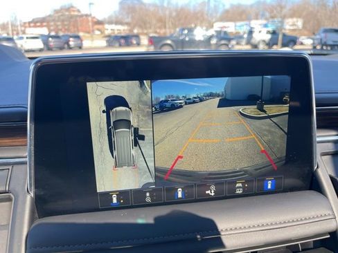 Used 2024 Chevrolet Tahoe High Country image 30