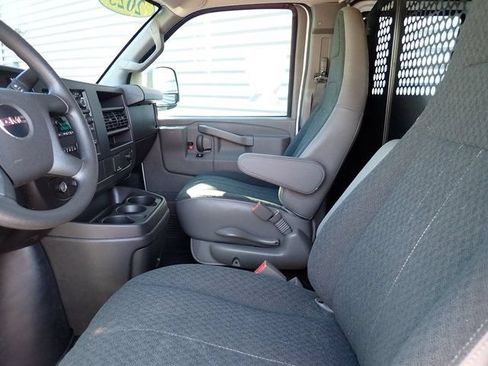 Used 2025 GMC Savana 2500 w/ Driver Convenience Package RWD image 19