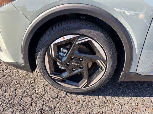 New 2025 Kia K4 EX image 9