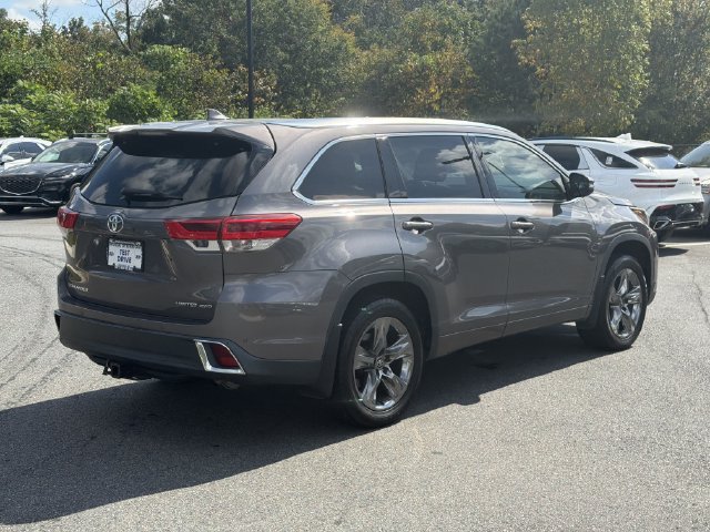 Used 2019 Toyota Highlander Limited Platinum AWD/4WD image 8