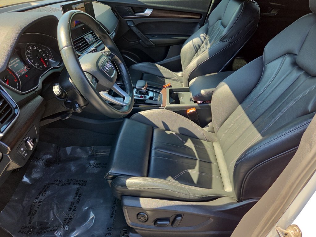 Used 2023 Audi Q5 2.0T Premium w/ Convenience Package AWD/4WD image 10