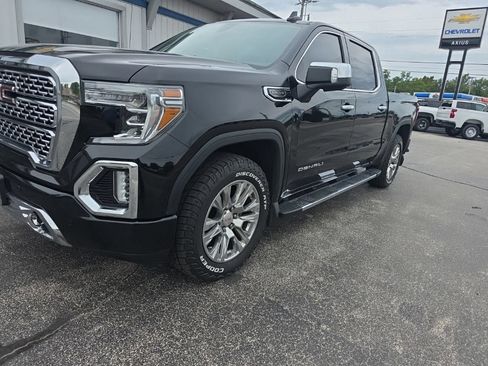 Used 2019 GMC Sierra 1500 Denali w/ Driver Alert Package II AWD/4WD image 2
