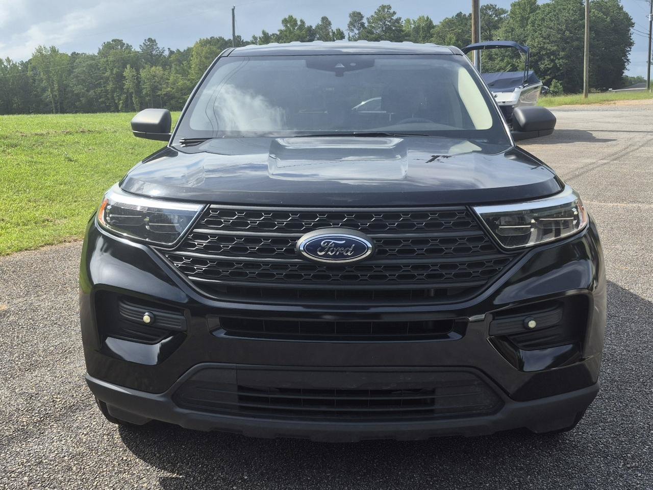 Used 2021 Ford Explorer 4WD w/ Class III Trailer Tow Package image 11