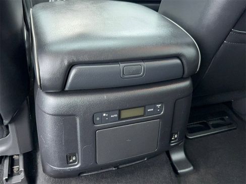 Used 2024 INFINITI QX80 Luxe image 41