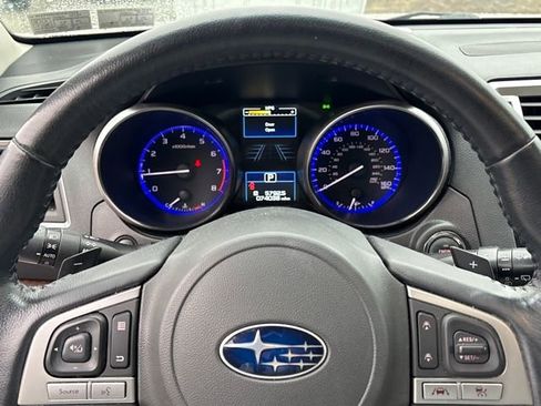 Used 2016 Subaru Outback 3.6R Limited image 21
