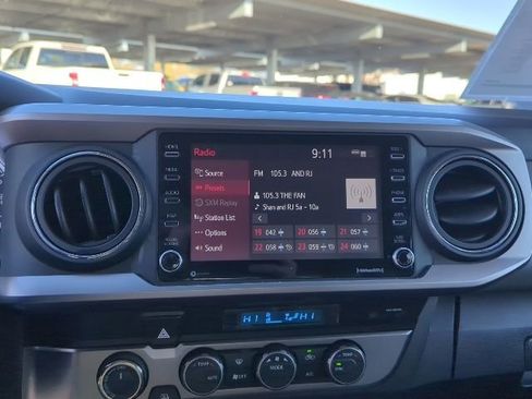Used 2021 Toyota Tacoma SR5 w/ Technology Package image 6