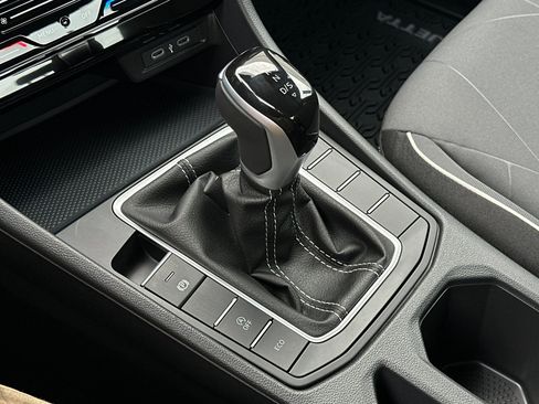 New 2025 Volkswagen Jetta Sport image 18