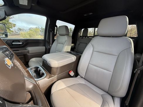 Used 2023 Chevrolet Silverado 2500 LTZ w/ LTZ Convenience Package image 22