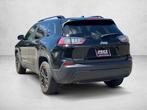Used 2023 Jeep Cherokee Altitude Lux image 7