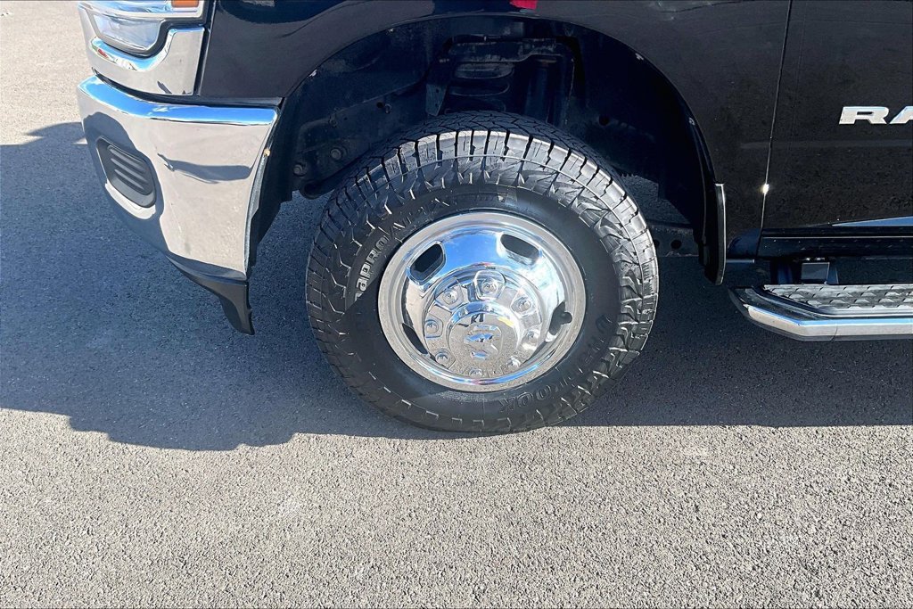 Used 2020 RAM 3500 Big Horn AWD/4WD image 9