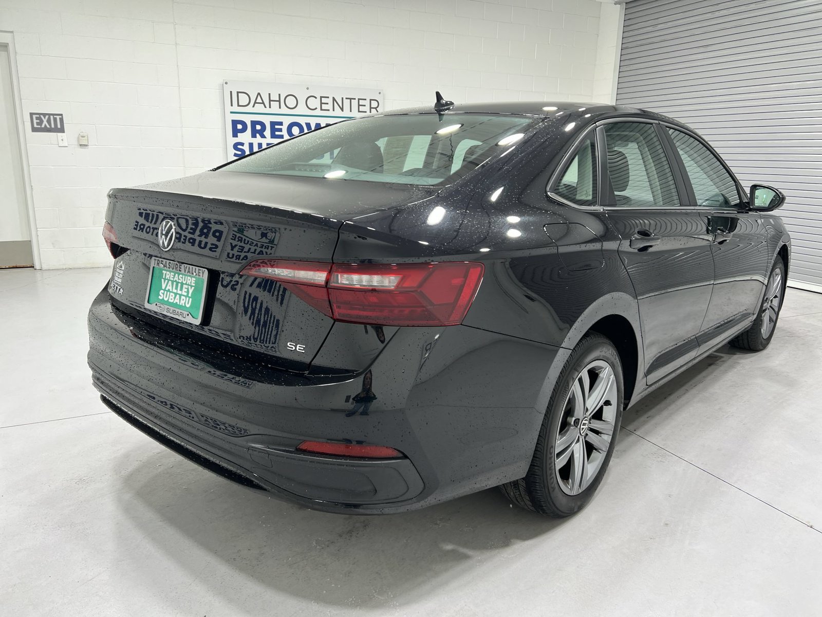 Used 2024 Volkswagen Jetta SE FWD image 8