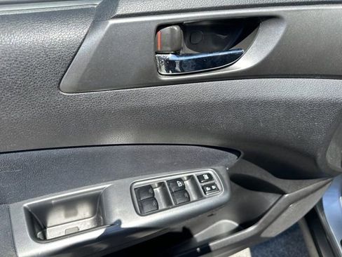 Used 2012 Subaru Forester 2.5X Touring image 11