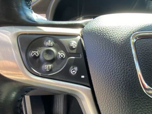 Used 2021 GMC Acadia Denali w/ Denali Ultimate Package AWD/4WD image 24