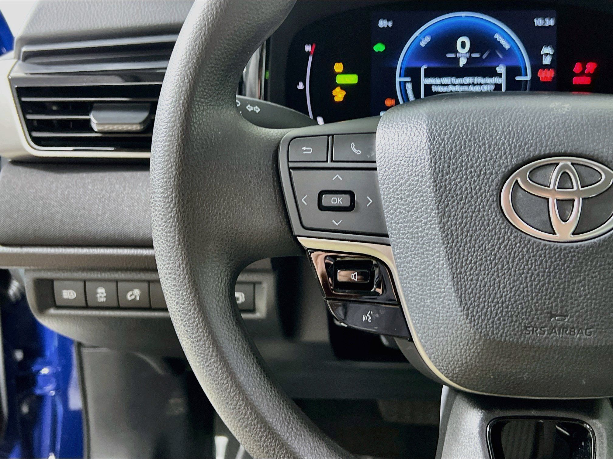 Used 2026 Toyota Camry LE FWD image 19