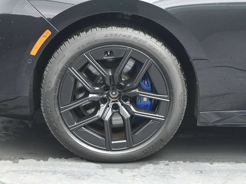 Used 2023 BMW 760i xDrive w/ Executive Package AWD/4WD image 36