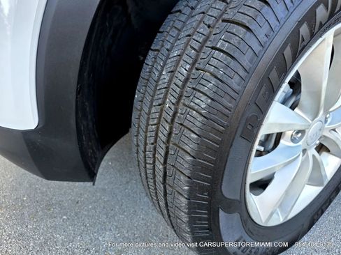 Used 2017 Kia Sorento LX image 52