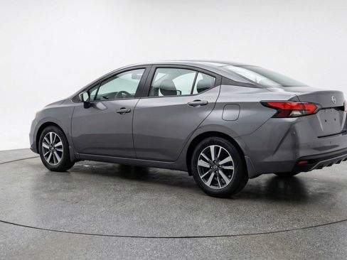 Used 2025 Nissan Versa SV image 6