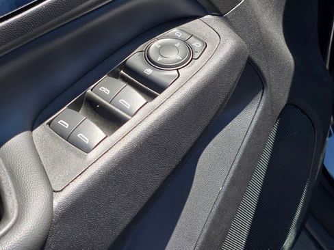 Used 2022 Chevrolet Equinox LT image 19