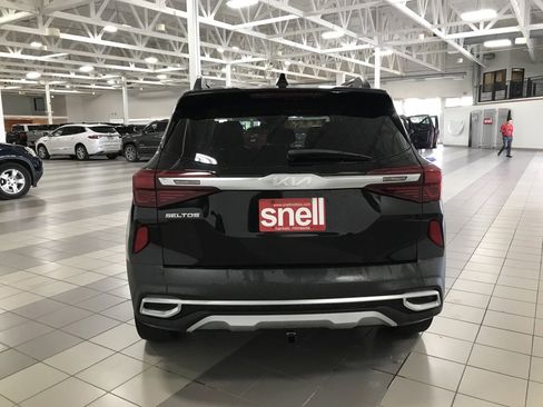 Used 2023 Kia Seltos Nightfall Edition image 4