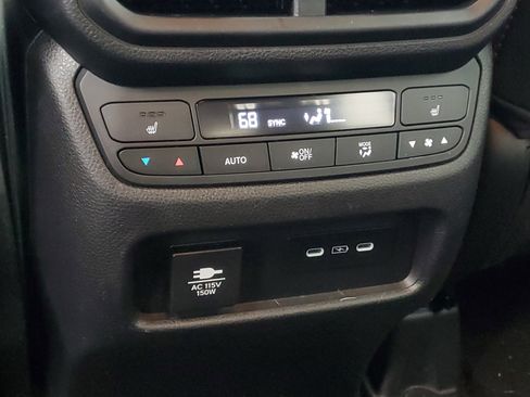 Certified 2025 Honda Passport Black Edition image 14