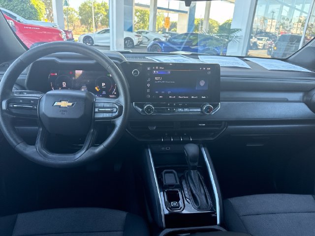 Used 2025 Chevrolet Colorado W/T RWD image 13