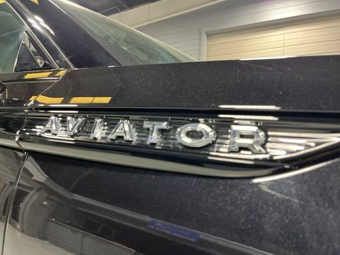 Used 2025 Lincoln Aviator AWD w/ Jet Appearance Package image 47