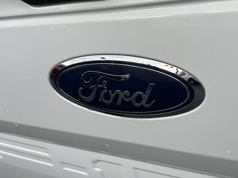 Used 2018 Ford F150 XLT w/ Max Trailer Tow Package image 8