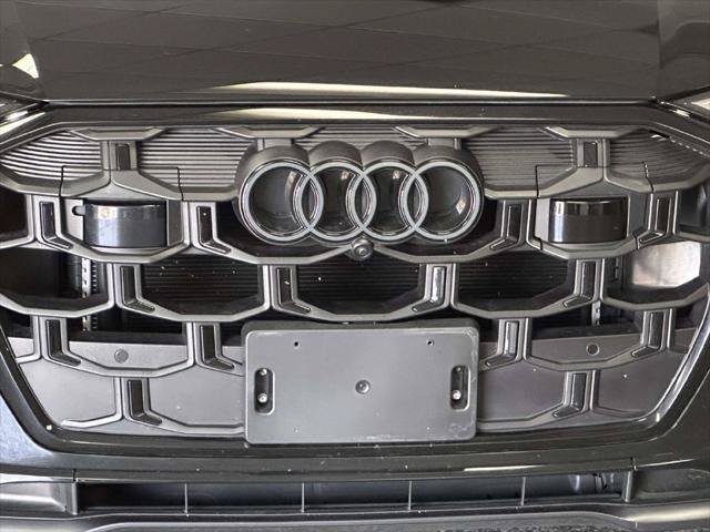 Used 2025 Audi SQ7 Premium Plus AWD/4WD image 8