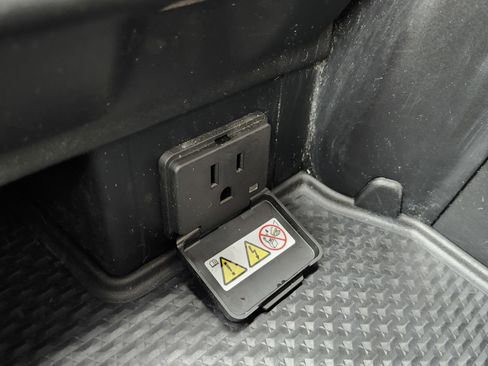 Used 2019 RAM 1500 Rebel w/ Rebel Level 2 Equipment Group image 14