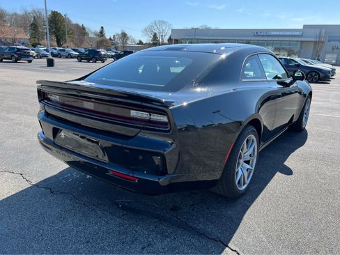 New 2025 Dodge Charger Daytona Scat Pack w/ Track Pack image 9