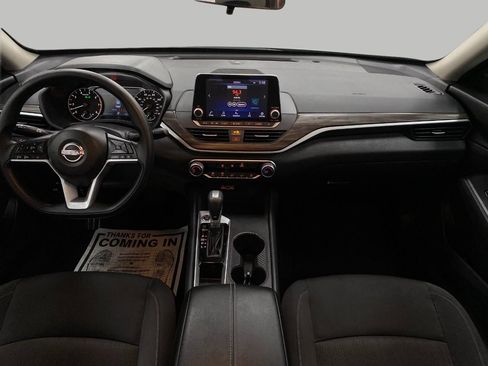 Certified 2025 Nissan Altima 2.5 SV FWD image 19