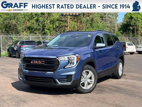 Used 2024 GMC Terrain SLE w/ Driver Convenience Package AWD/4WD image 1