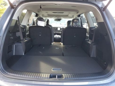 New 2025 Kia Telluride EX w/ EX Captain's Chair Package image 8