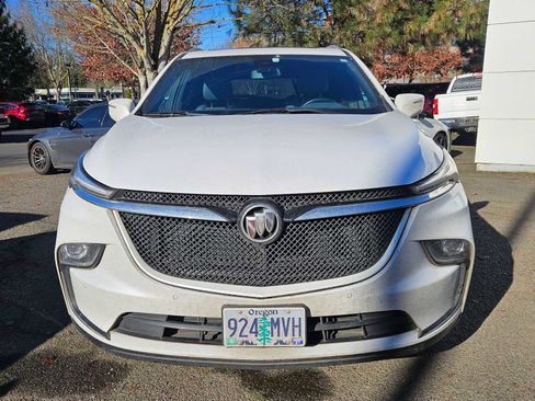 Used 2023 Buick Enclave Essence w/ Experience Buick Package image 6