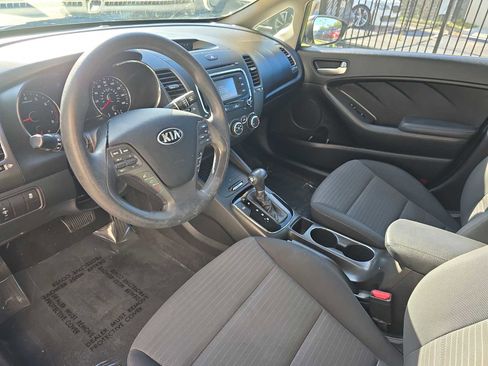 Used 2017 Kia Forte LX w/ LX Popular Package FWD image 14