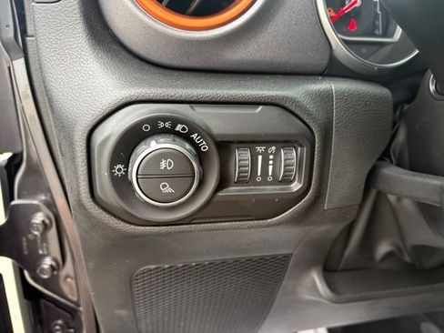 Used 2022 Jeep Gladiator Mojave w/ LED Lighting Group AWD/4WD image 25
