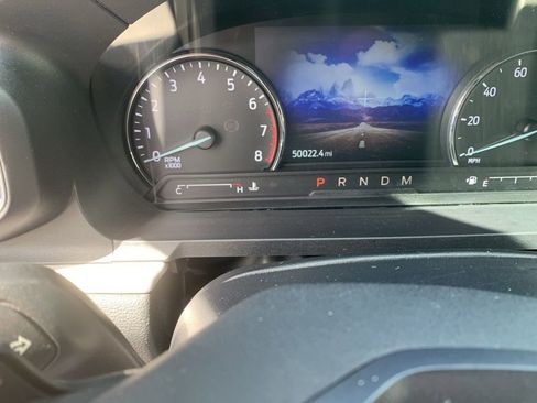 Used 2020 Ford Explorer XLT w/ Equipment Group 202A image 4