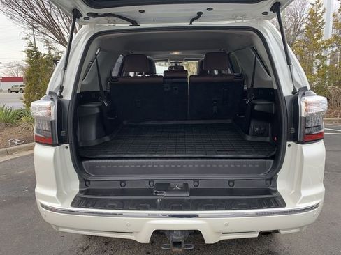Used 2016 Toyota 4Runner Limited image 32
