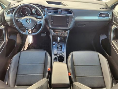 Used 2021 Volkswagen Tiguan SE image 13