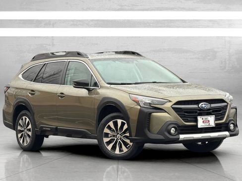Used 2023 Subaru Outback Limited image 2