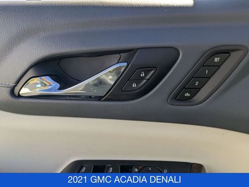 Used 2021 GMC Acadia Denali w/ Denali Ultimate Package image 14