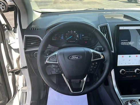 Used 2024 Ford Edge SEL w/ Convenience Package AWD/4WD image 32