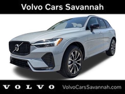 New 2025 Volvo XC60 B5 Core w/ Climate Package image 10