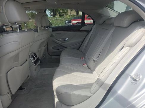 Used 2016 Mercedes-Benz S 550 Sedan image 5