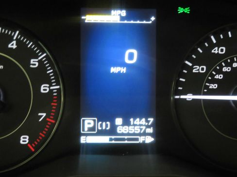 Used 2022 Subaru Impreza 2.0i Premium AWD/4WD image 31