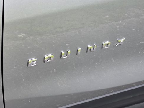Used 2023 Chevrolet Equinox LT AWD/4WD image 28
