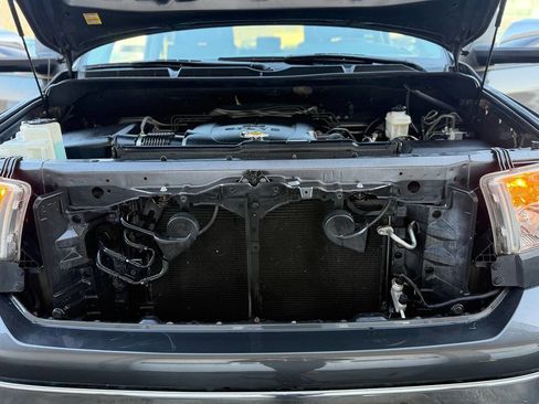 Used 2012 Toyota Tundra Limited w/ Platinum Pkg image 4