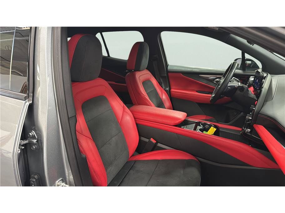 Used 2024 Chevrolet Blazer EV RS AWD/4WD image 26